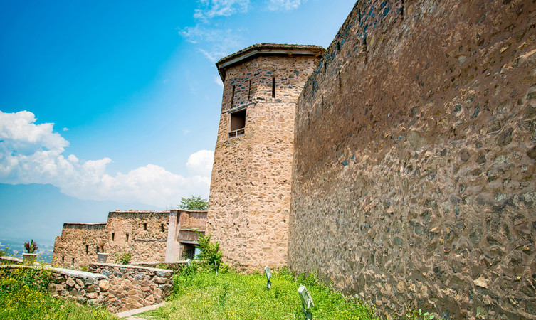 hari-parbat-img